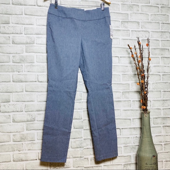 NWT Signature Slimming by Christopher&Banks size 4 - Picture 2 of 10